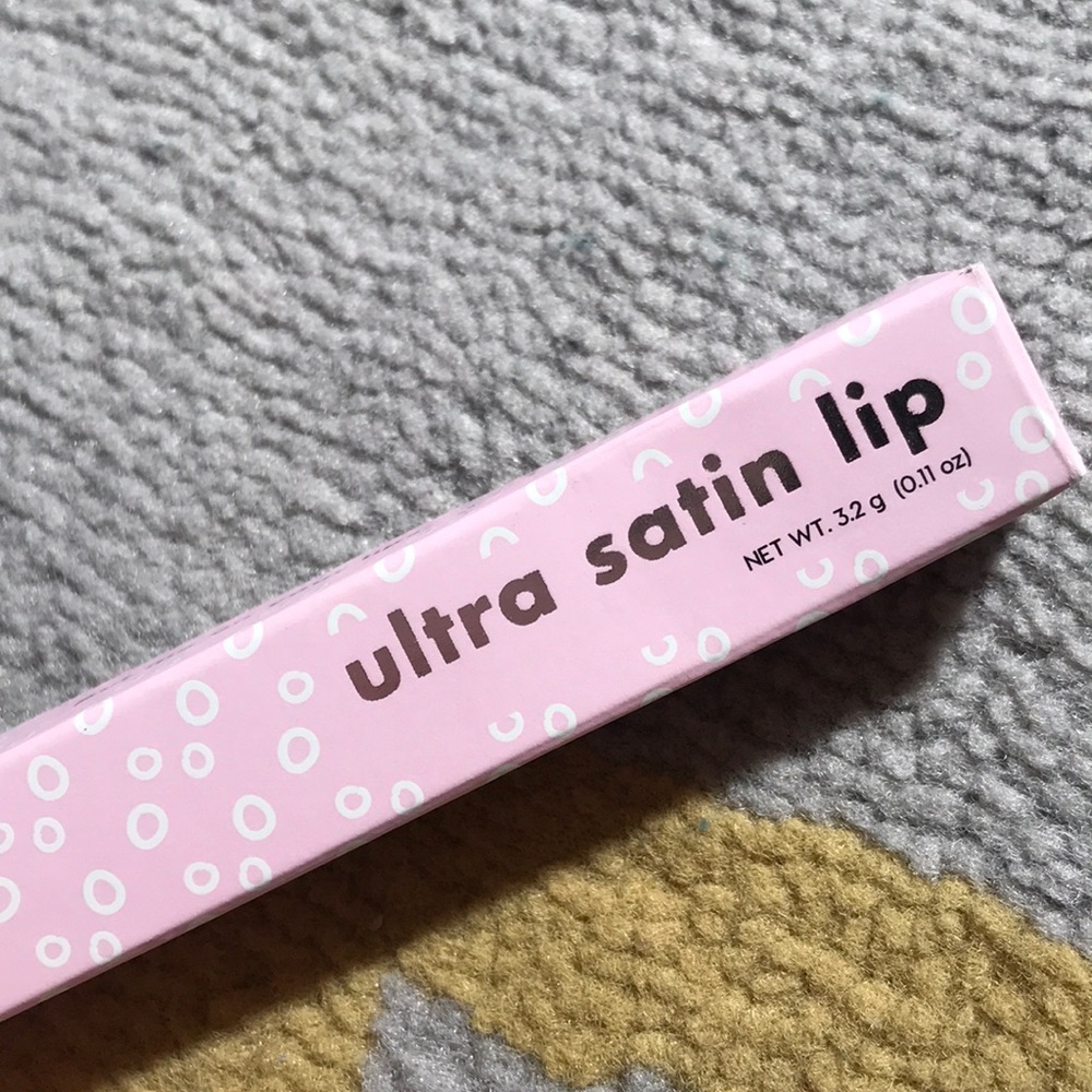 Brand new — Lipstick